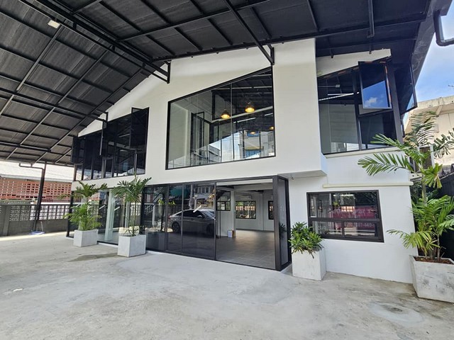 P3393 ให้เช่าโฮมออฟฟิศ ซอยลาดพร้าว 64   สุทธิสาร ลาดพร้าว ถนนสุทธิสารวินิจฉัย ใกล้ BTS ลาดพร้าว 83 และ MRT สุทธิสาร ทำเลดีมาก เหมาะทำธุรกิจ