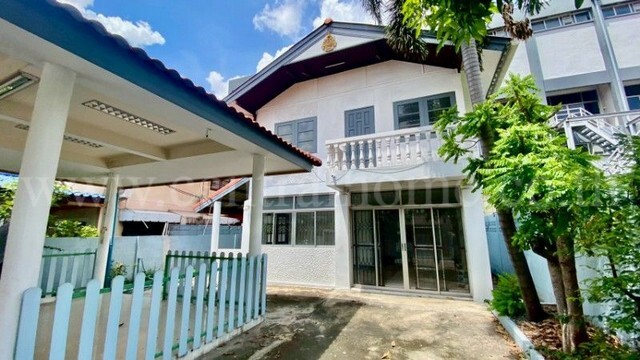 บ้านเดี่ยวติดถนนกาญจนาภาเษก หมู่บ้านมิตรประชาวิลล่าโครงการพิเศษ