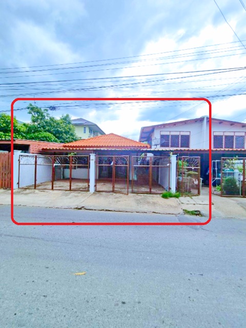 หน้าร้านค้าขายได้ติดถนน ติดป้ายได้ ถูก สะพานสูง APLบ้านทับช้าง 1.5 กม. ให้เช่า 4นอน ห้องแยกส่วน กรุงเทพกรีฑา 50ตรว. 250ตรม. 4น้ำ 2-3 จอดรถ