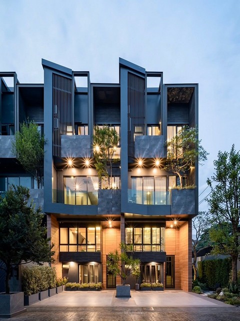 ขายทาวน์โฮมหรู 3.5 ชั้น 254 ตรม.The Eight จตุจักร-รัชดา ลาดพร้าว ซอย1 ใกล้เซ็นทรัล ลาดพร้าว