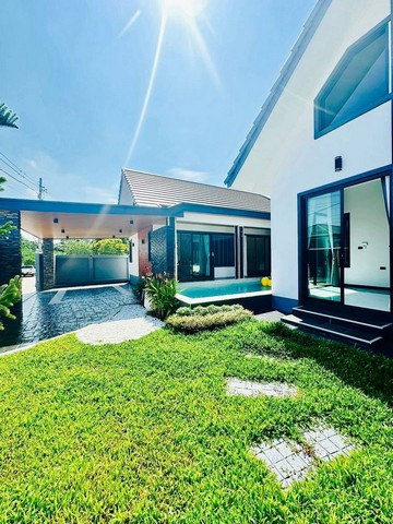 พลูวิลล่าหรูพัทยา โซนอ่างเก็บน้ำมาบประชัน สไตล์ Modern Luxury FP-H02304 