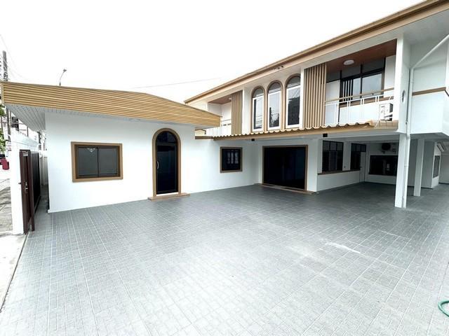 KO1108 ให้เช่า บ้าน โฮมออฟฟิศ 2 ชั้น หลังมุม 80 ตรว. 405 ตรม. ย่านสุทธิสาร ลาดพร้าว 48 ใกล้กับ ใกล้ MRT ภาวนา, MRT สุทธิสาร ชั้นทั้งหมด 2 ชั้น 80 ตารางวา
