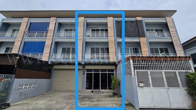 อาคารพาณิชย์ 3 ชั้น ซอย รังสิต-นครนายก 24 ใกล้ SRT สถานีรังสิต