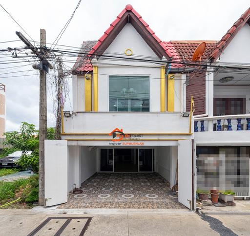 ขาย ทาวน์เฮ้าส์ 2 ชั้น ถ.เทพารักษ์ 15ตร.ว. ในซอย เรวัต 1 พร้อมอยู่