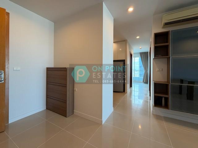 Circle Condominium 3 Bedrooms 3 Bathrooms for Rent (A2886)