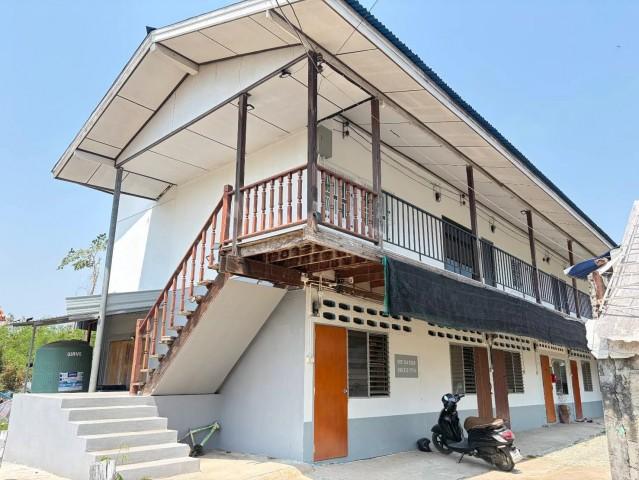 ขายหอพัก 11 ห้อง  เนื้อที่ 84 ตร.วา. ทำเลทอง ชุมชนในตัวเมืองสุโขทัย