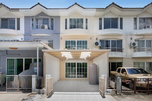 ทาวน์โฮม 3 ชั้น หมู่บ้านศุภาลัยวิลล์ รัตนาธิเบศร์ รีโนเวทใหม่