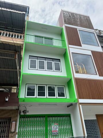 ให้เช่า อาคารพาณิชย์ เจริญนคร 7 ตึกแถว 18 ตร.วา พื้นที่ใช้สอย 250 ตร.ม. 4 นอน 3 น้ำ รีโนเวทใหม่ ใกล้ ICONSIAM 40,000/เดือน