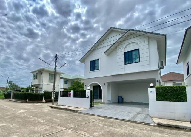 ห้เช่าบ้าน 5 ห้องนอน ทำเลหางดง ใกล้โรงเรียนนานาชาติและกาดฝรั่ง