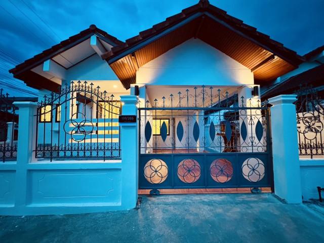 บ้านเดี่ยวหลังใหญ่ รีโนเวทใหม่ทั้งหลัง ทำเลดีการเคหะฯ ศรีชุม ซอย 4 อ.พระบาท จ.ลำปาง