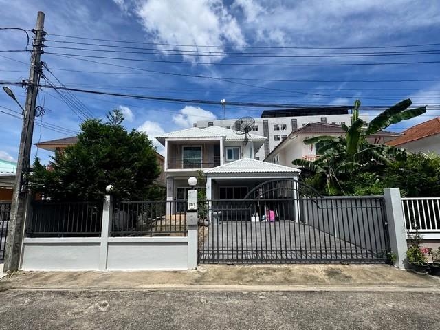 ให้เช่าบ้านเดี่ยว 2 ชั้น 55 ตรว. 3 ห้องนอน ลาดพร้าว 41 ซอยภาวนา ใกล้รถไฟฟ้า สถานีภาวนา
