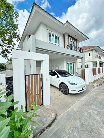 กาญจนาภิเษก ลาดปลาดุก บ้านเดี่ยวรีโนเวทใหม่ 3 นอน 3 น้ำ ใกล้รร.เทพพิทักษ์ 1 กม.พื้นที่ใช้สอย 175 ตร.ม.บ้าน 2 ชั้น ทำเลดี เดินทางสะดวก