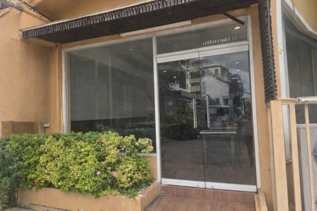 ให้เช่าพื้นที่ร้านค้า .60 ตร.ม. ทำร้านอาหาร BTSเซนต์หลุยส์ 723ม. อัสสัมชัญประถม สาทร9-15 ABAC ยานนาวา นราธิวาส 2-10