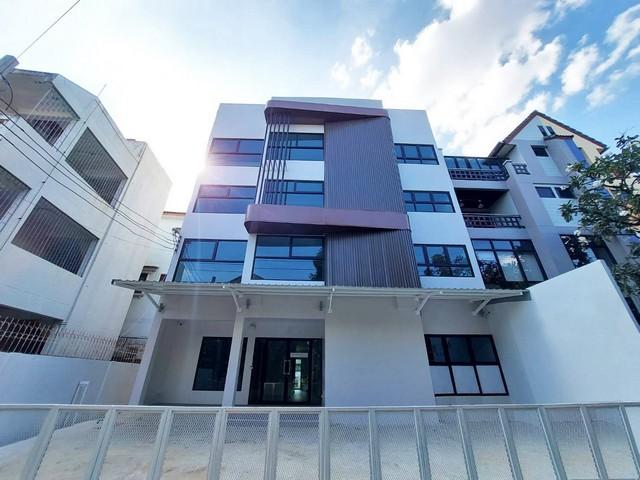 ให้เช่าสำนักงาน 4 ชั้น 600 ตรม. NAILEK AREA นายเล็ก แอเรีย ซอยวิภาวดีรังสิต 17 ใกล้ห้าแยกลาดพร้าว พร้อมลิฟท์ และที่จอดรถ 30 คัน
