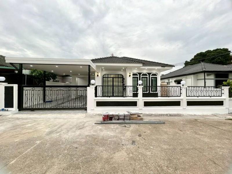 [ขาย] บ้านเดี่ยว คลาสสิคโฮม ศรีราชา 3 นอน เยื้องโลตัสไร่กล้วย ฟรีโอน TP-H2459