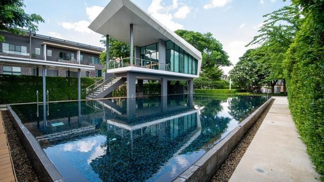 ให้เช่าทาวน์โฮม The Landmark เอกมัย-รามอินทรา 3 ชั้น 3 ห้องนอน 4 ห้องน้ำ 168 ตร.ม. 65000 บาท