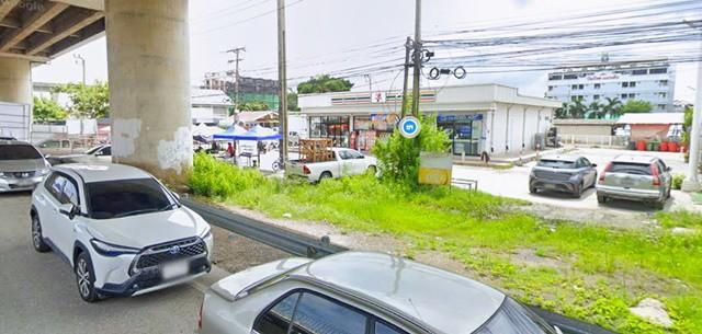 ARL ลาดกระบัง  รร.วัดลาดกระบัง 550 ม.ร่มเกล้า ที่ดินถมแล้ว 1 งาน 36 ตร.วา.เหมาะสำหรับทำแคมป์คนงาน ออฟฟิศชั่วคราว