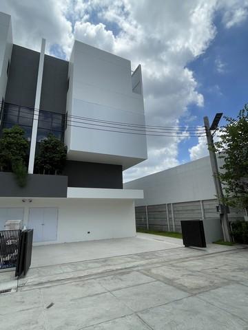 T26-919 ให้เช่า บ้าน อาคิน วิภาวดี ARKIN VIBHAVADI ห้องนอน 3 ห้อง ห้องน้ำ 4 ห้อง ชั้นทั้งหมด 4 ชั้น 41 ตารางวา
