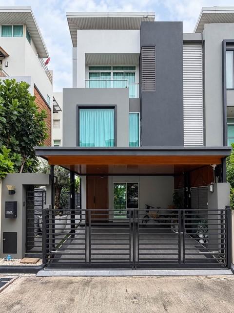 ขายบ้านแฝด 3 ชั้น ไอริส เรสซิเดนซ์ ประดิษฐ์มนูธรรม IRIS Residence ถนนลาดพร้าว 71 หน้าบ้านติดสวน วิวดี ใกล้เลียบด่วน
