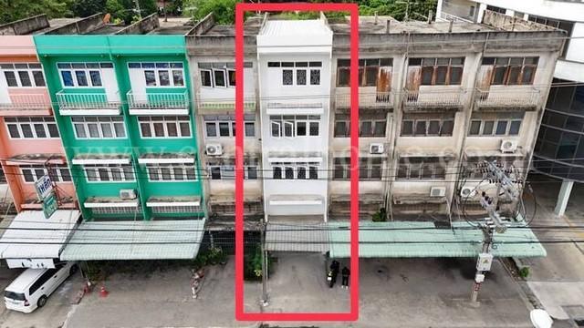 ราคาพิเศษ อาคารพาณิชย์ 4 ชั้น แยกปากเกร็ด นนทบุรี ทำเลดี ราคาถูก