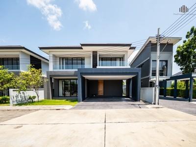 บ้านเดี่ยวหรู 2 ชั้น ใจกลางพุทธบูชา! Bourton Residence ใช้สอยเริ่มต้น 312 ตร.ม. 4 ห้องนอน 5 ห้องน้ำ 1 ห้องแม่บ้าน 3 ที่จอดรถ บนทำเลสงบ