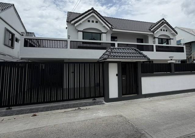 HR 10417 บ้านเดี่ยว 2 ชั้น 75 ตร.วา 4 ห้องนอน 3 ห้องน้ำ 3ห้องอเนกประสงค์ สุขุมวิท 101/1 วชิรธรรมสาธิต 55