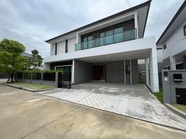 ให้เช่าบ้านเดี่ยว Centro Vibhavadi หลังมุม 4 นอน 5 น้ำ 75.4 ตร.ว. ใกล้ Harrow 130000 บาท