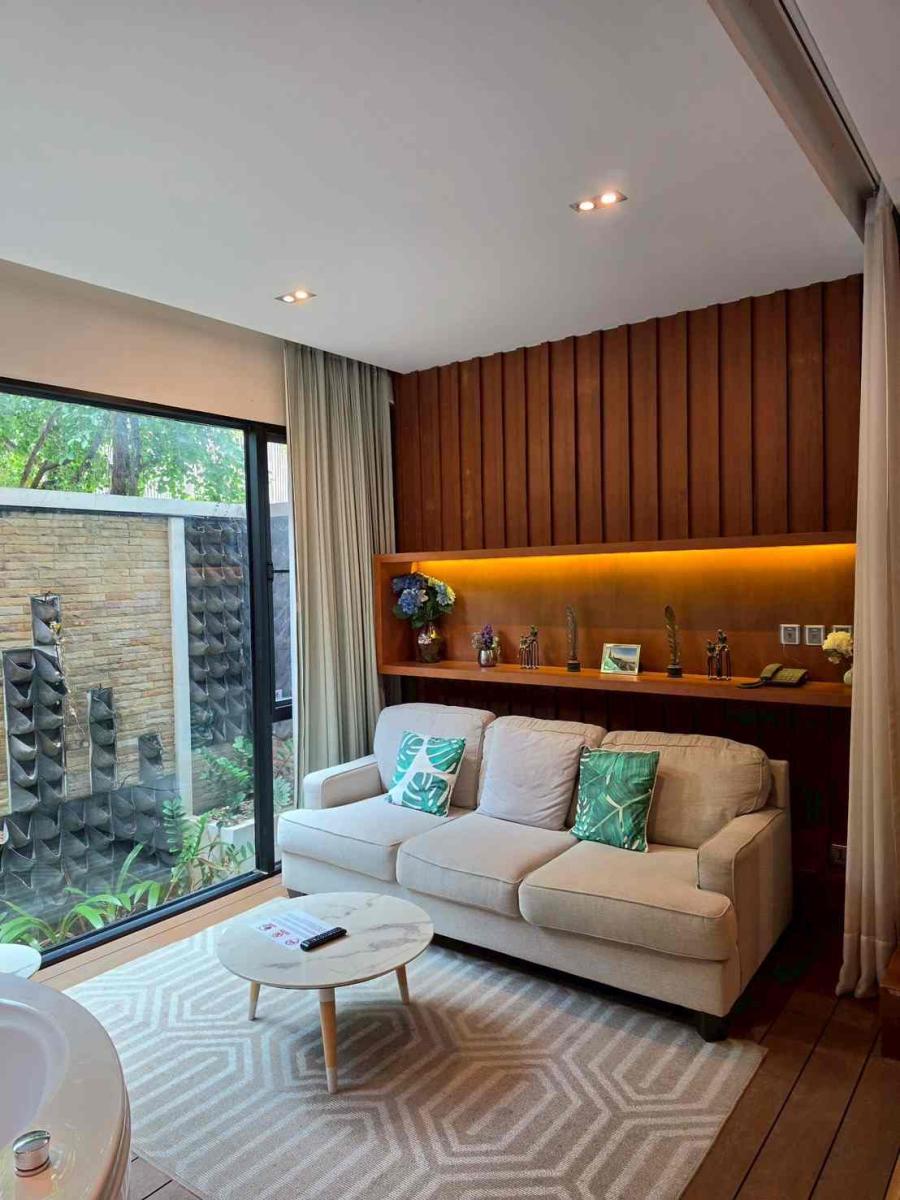 ให้เช่า/ขาย คอนโด โคลวิว (Pool Suite Chiang Mai) ใกล้เมืองเชียงใหม่ เฟอร์นิเจอร์ครบ