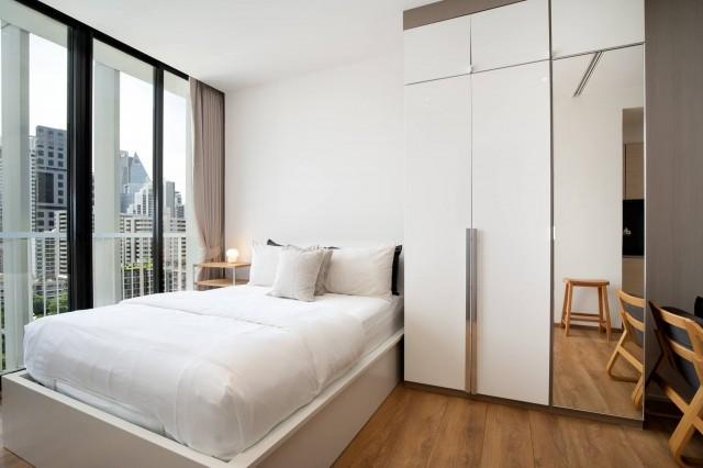 Park 24 Convenient Clean Private 11th Floor BTS Phrom Phong
