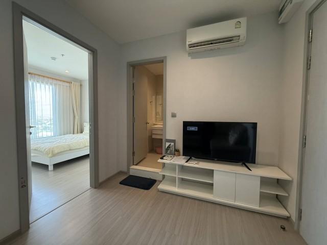 Life Sukhumvit 62 Convenient Safe 22nd Floor BTS BangChak