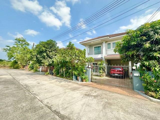 บ้านเดี่ยวมือสองศรีราชา ราคาถูก ทำเลดี แหล่งชุมชน มบ.ศรีนครินทร์ FP-H02367 
