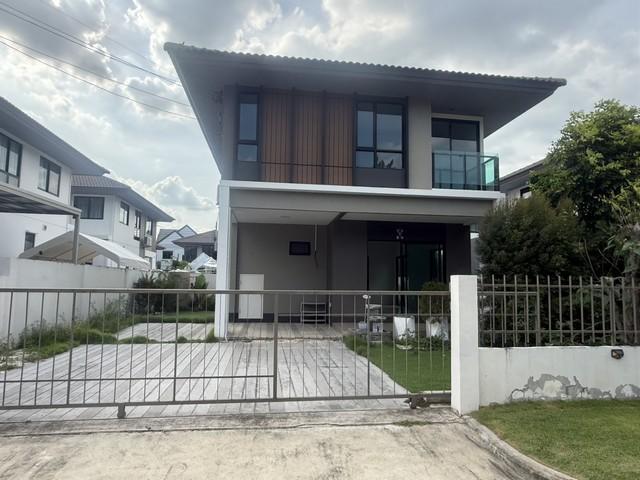 MT215 : ขายเพราะอยากขาย บ้านเดี่ยว บุราสิริ บางนา 51.2 ตรว.3นอน 2น้ำ ทิศใต้ บรรยากาศดีเงียบ สงบ เพื่อนบ้านดี เหมาะซื้ออยู่เอง หรือ ปล่อยเช่า