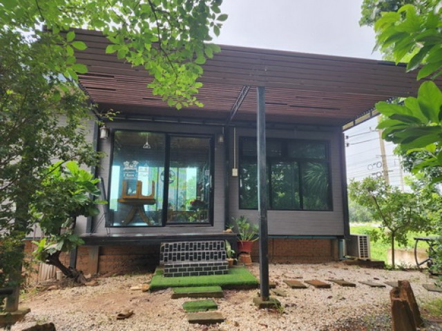 ที่ดินพร้อมสิ่งปลูกสร้าง 13-3-19.8 ไร่ มีร้านกาแฟพร้อมดำเนินกิจการต่อ ต. ท่าช้าง อ.พรหมพิราม จ. พิษณุโลก