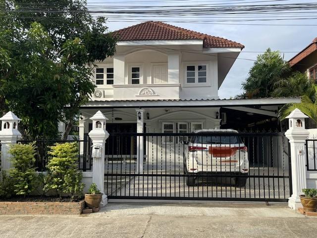2221 ให้เช่า บ้าน ขายบ้านเดี่ยว หมู่บ้านกรวิทย์ 2 ถนนโชตนา ต.สันโป่ง อ.แม่ริม จ.เชียงใหม่ ชั้นทั้งหมด 2 ชั้น 73 ตร.วา 20000 บาทต่อเดือน