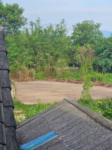 ขายที่ดิน 2 ไร่  สันทราย  แม่โจ้  เชียงใหม่ หากจาก ม. แม่โจ้  4 กม  หรือ 10 นาที