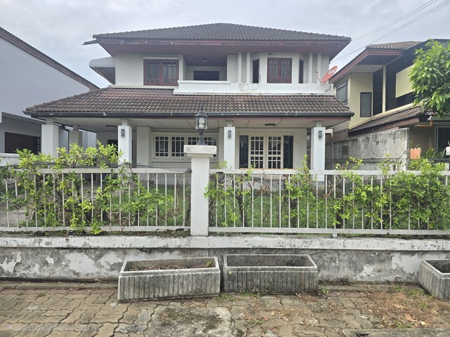 ให้เช่า บ้านเดี่ยว2ชั้น 70 ตรว. ถ.พุทธมณฑลสาย3 ใกล้สนามหลวง2